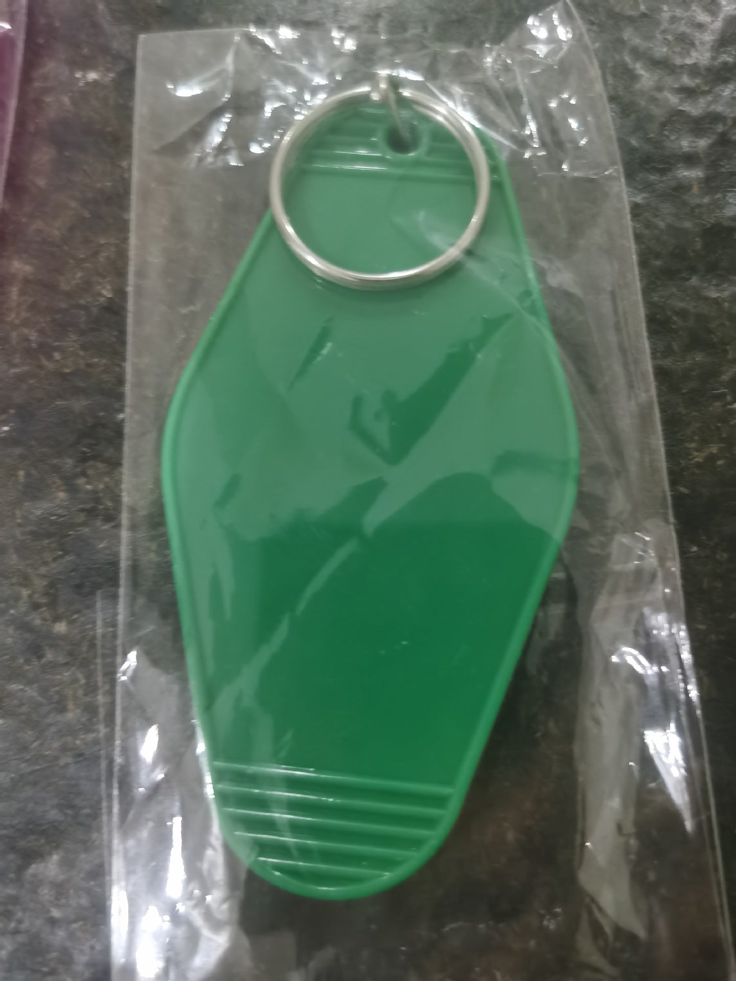 Wholesale Plastic Luggage Tag Retro Motel Number Tag Diamond Hotel Room Card Keychain